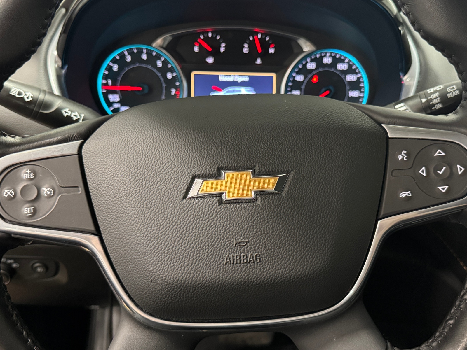 Thumbnail: 2021 Chevrolet Traverse - 5