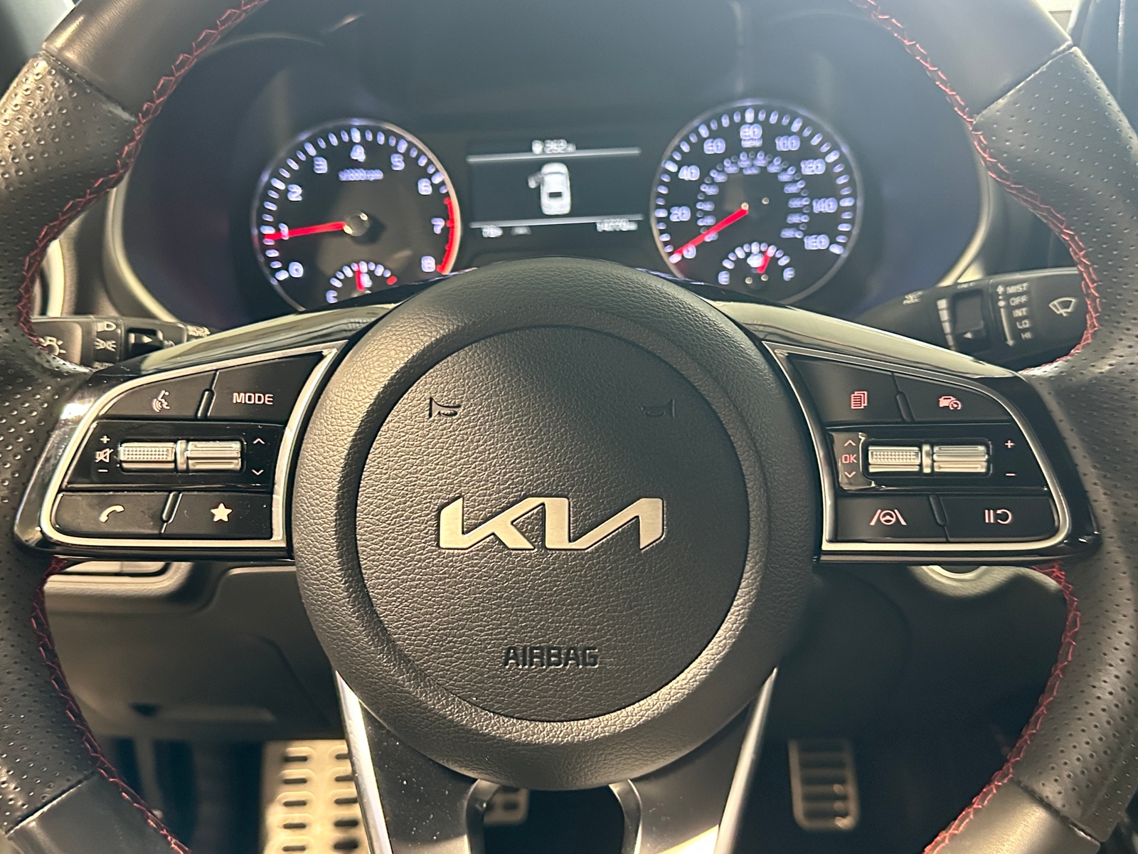 Thumbnail: 2024 Kia Forte - 4