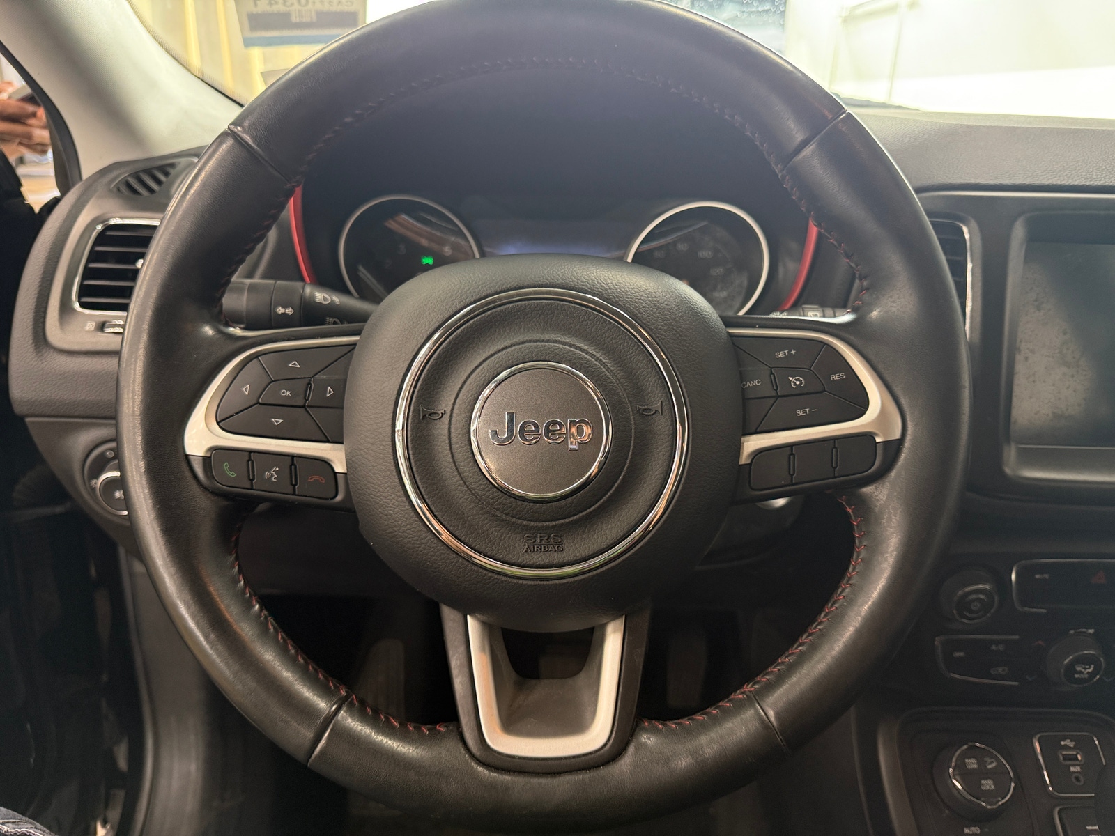 Thumbnail: 2018 Jeep Compass - 4