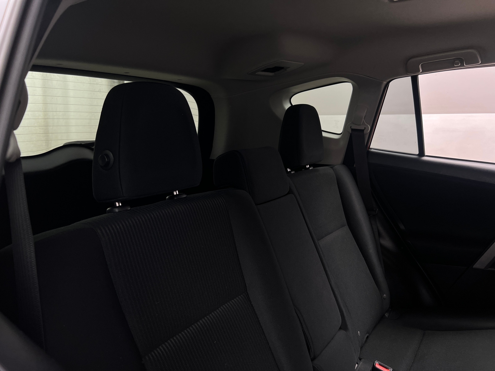 Thumbnail: 2016 Toyota RAV4 - 6