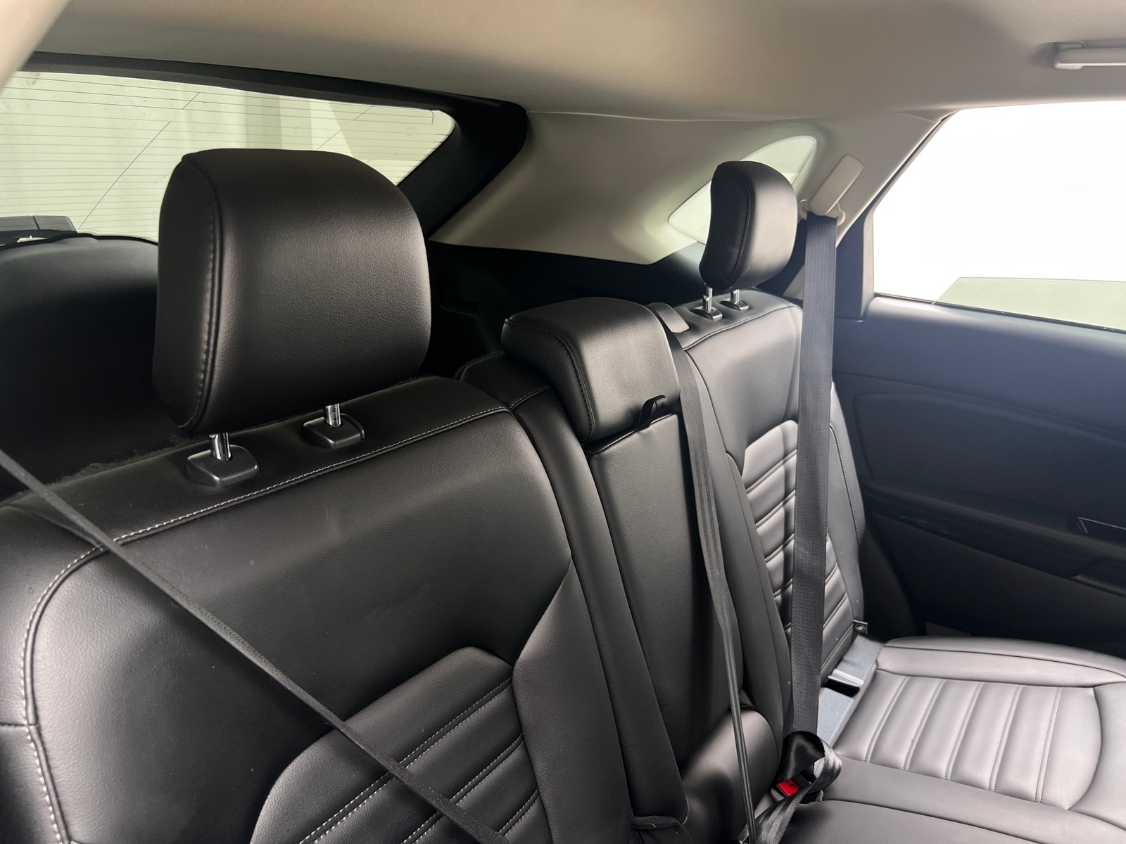 Thumbnail: 2020 Ford Edge - 5