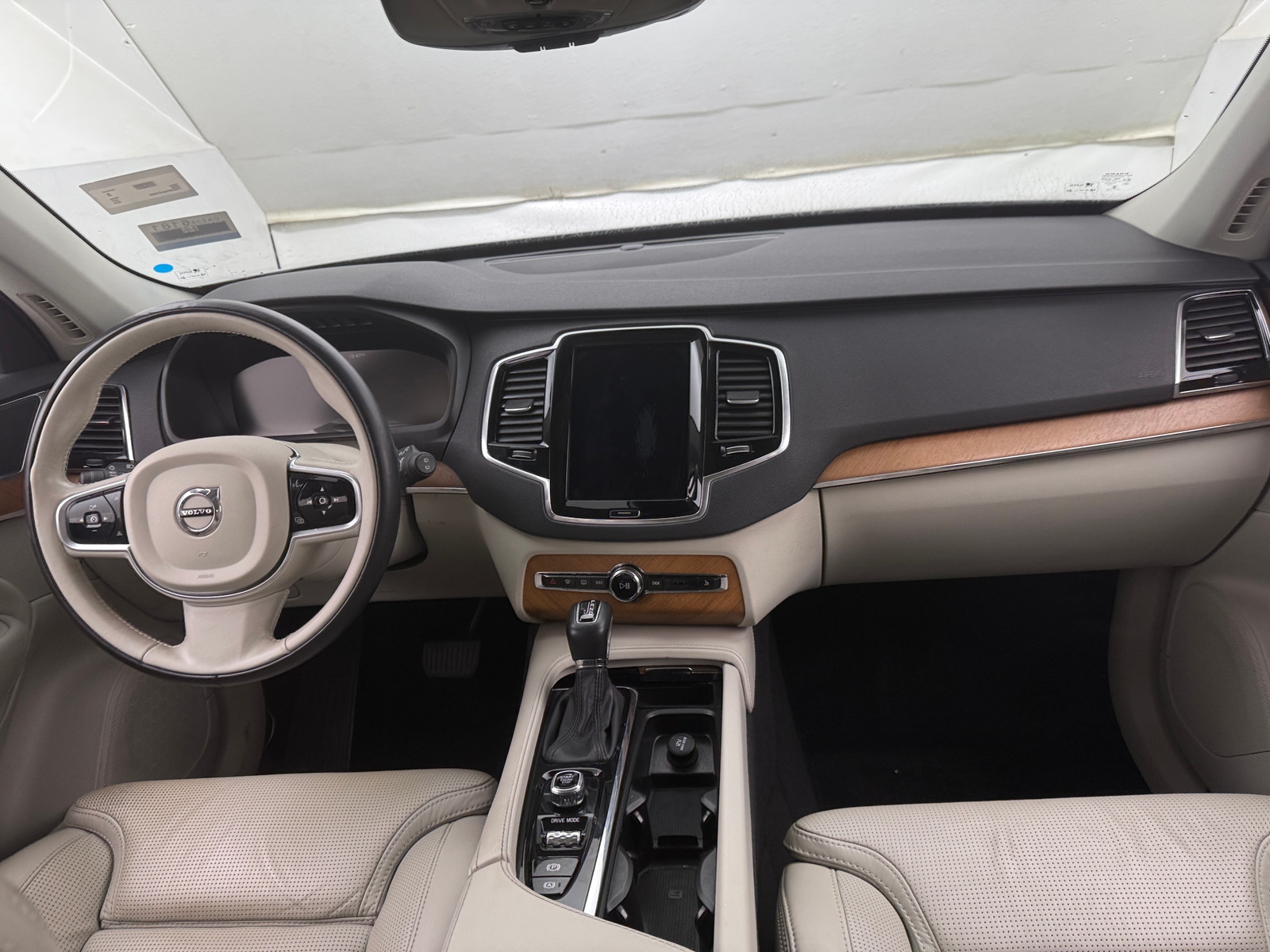 Thumbnail: 2018 Volvo XC90 - 2