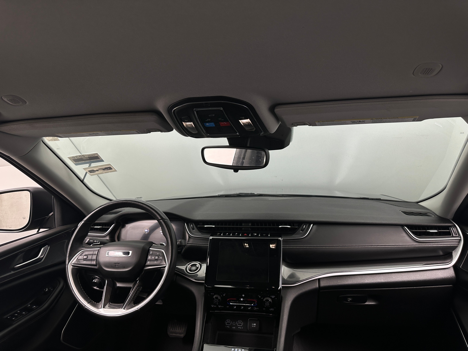 Thumbnail: 2021 Jeep Grand Cherokee L - 3
