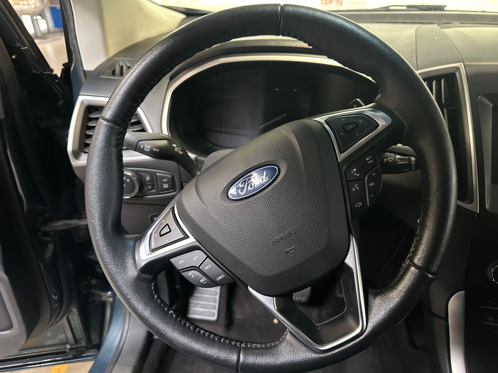 Thumbnail: 2019 Ford Edge - 5