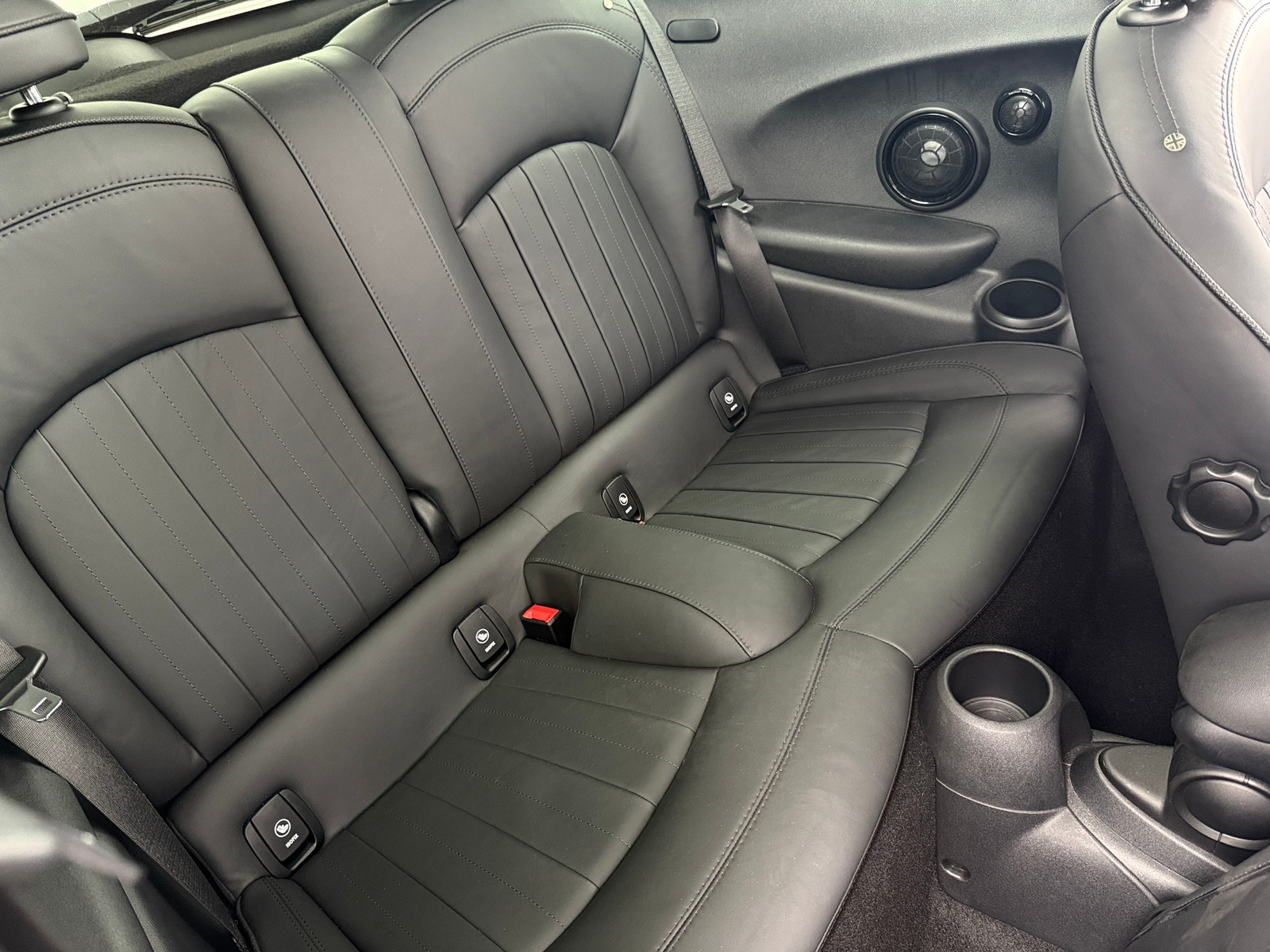 Thumbnail: 2021 MINI Cooper Hardtop - 6