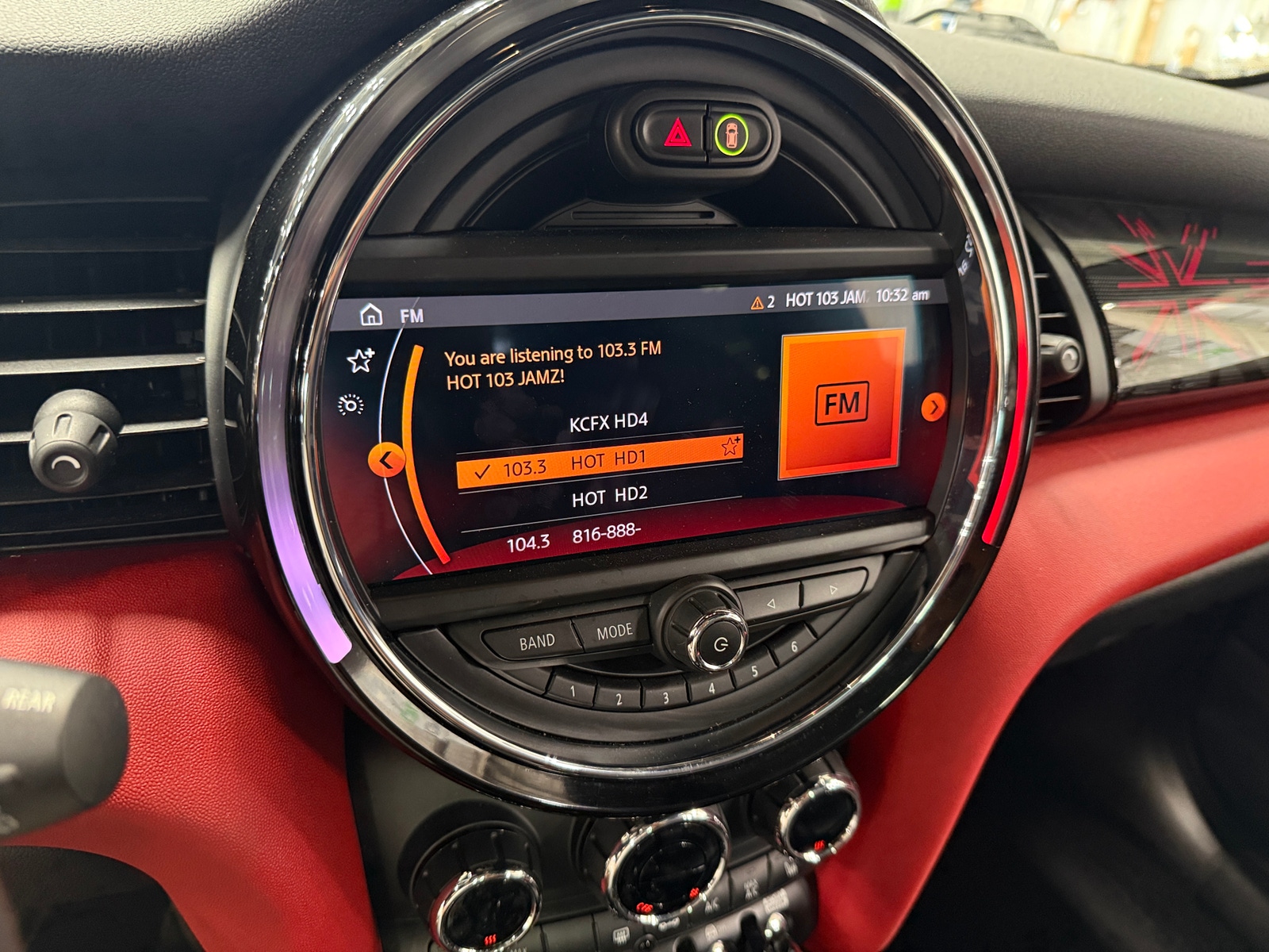 Thumbnail: 2021 MINI Cooper Hardtop - 4