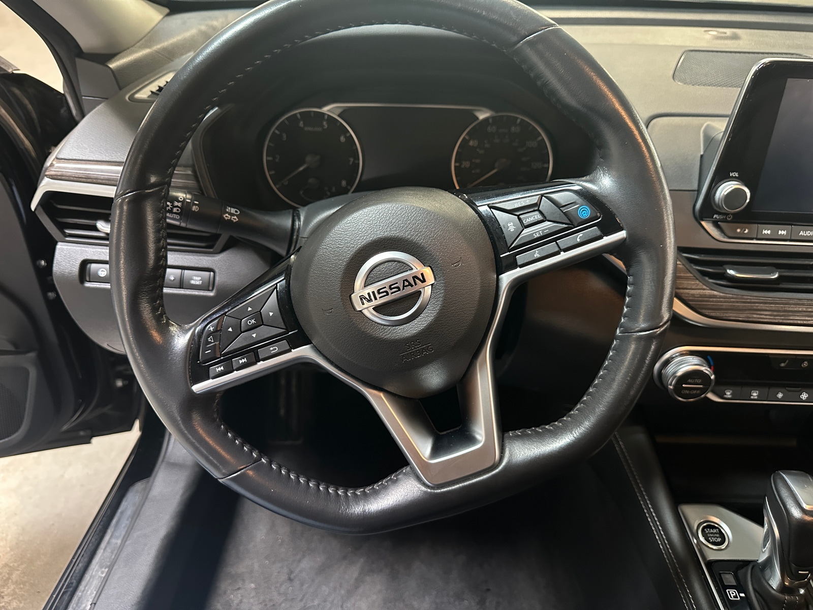 Thumbnail: 2022 Nissan Altima - 4