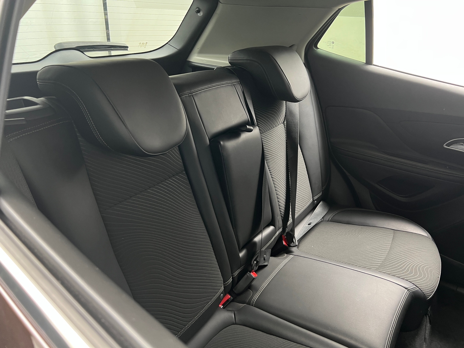 Thumbnail: 2014 Buick Encore - 6