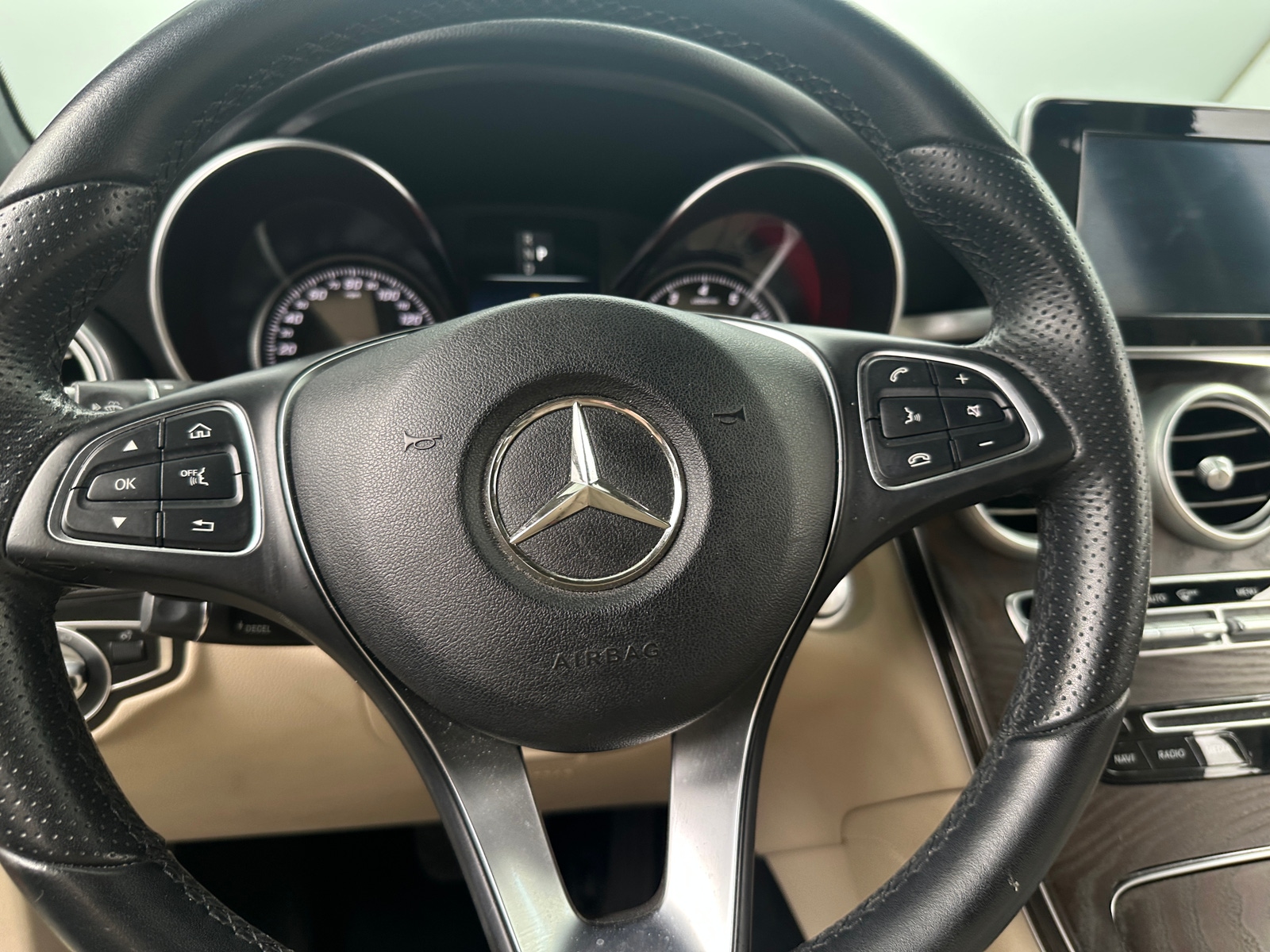 Thumbnail: 2018 Mercedes-Benz GLC - 4