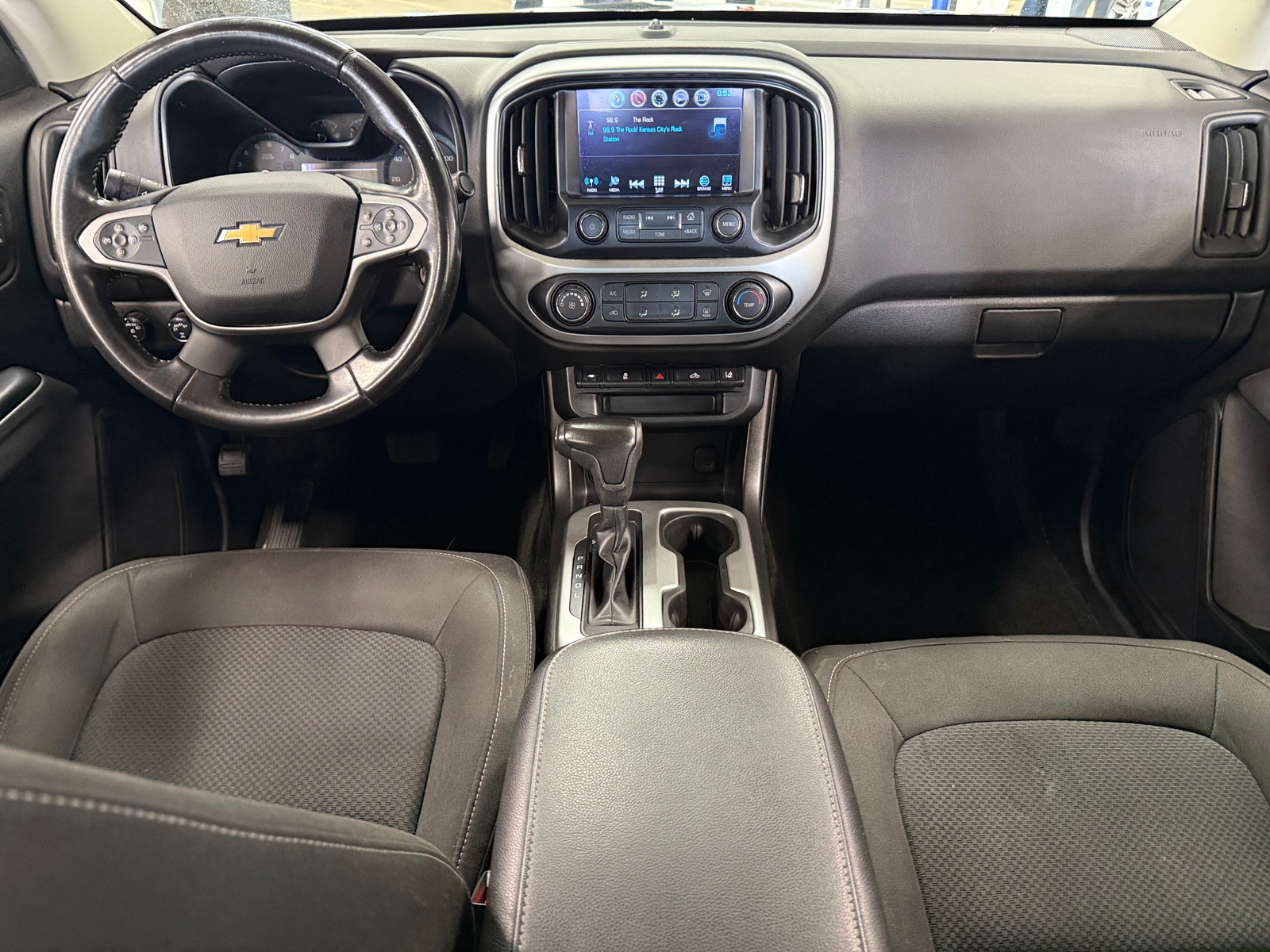 Thumbnail: 2018 Chevrolet Colorado - 3