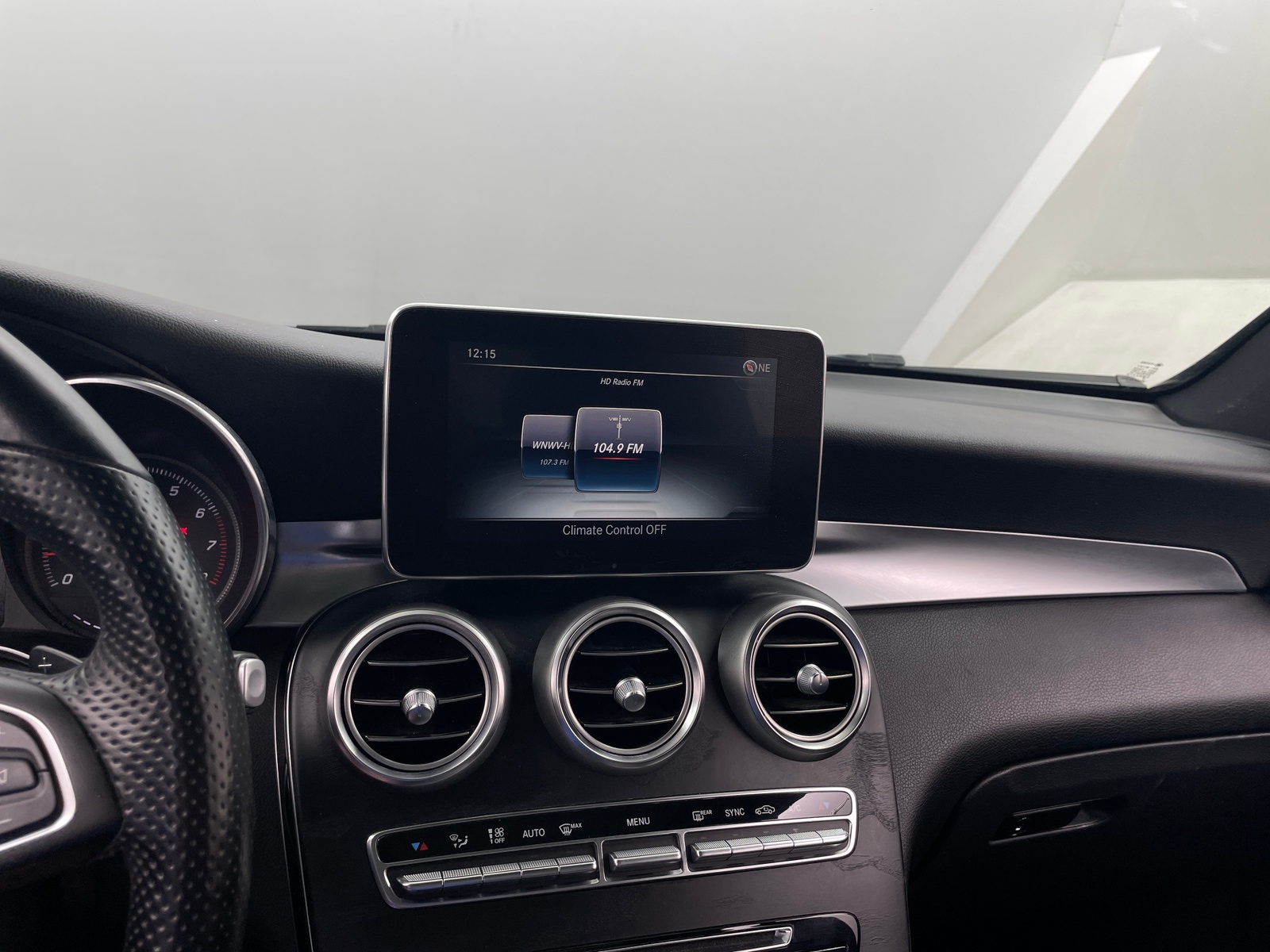 Thumbnail: 2018 Mercedes-Benz GLC - 3