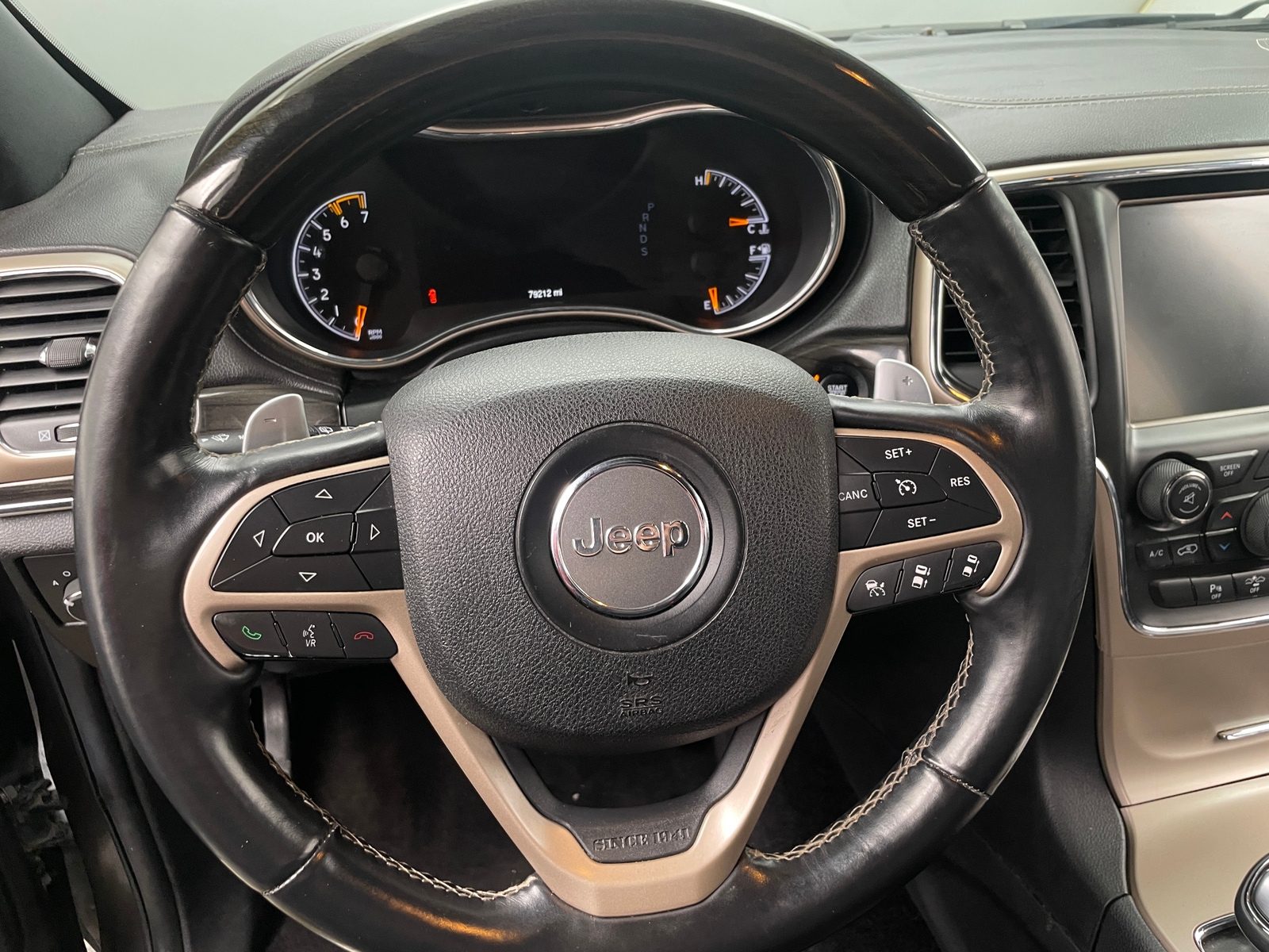 Thumbnail: 2014 Jeep Grand Cherokee - 4