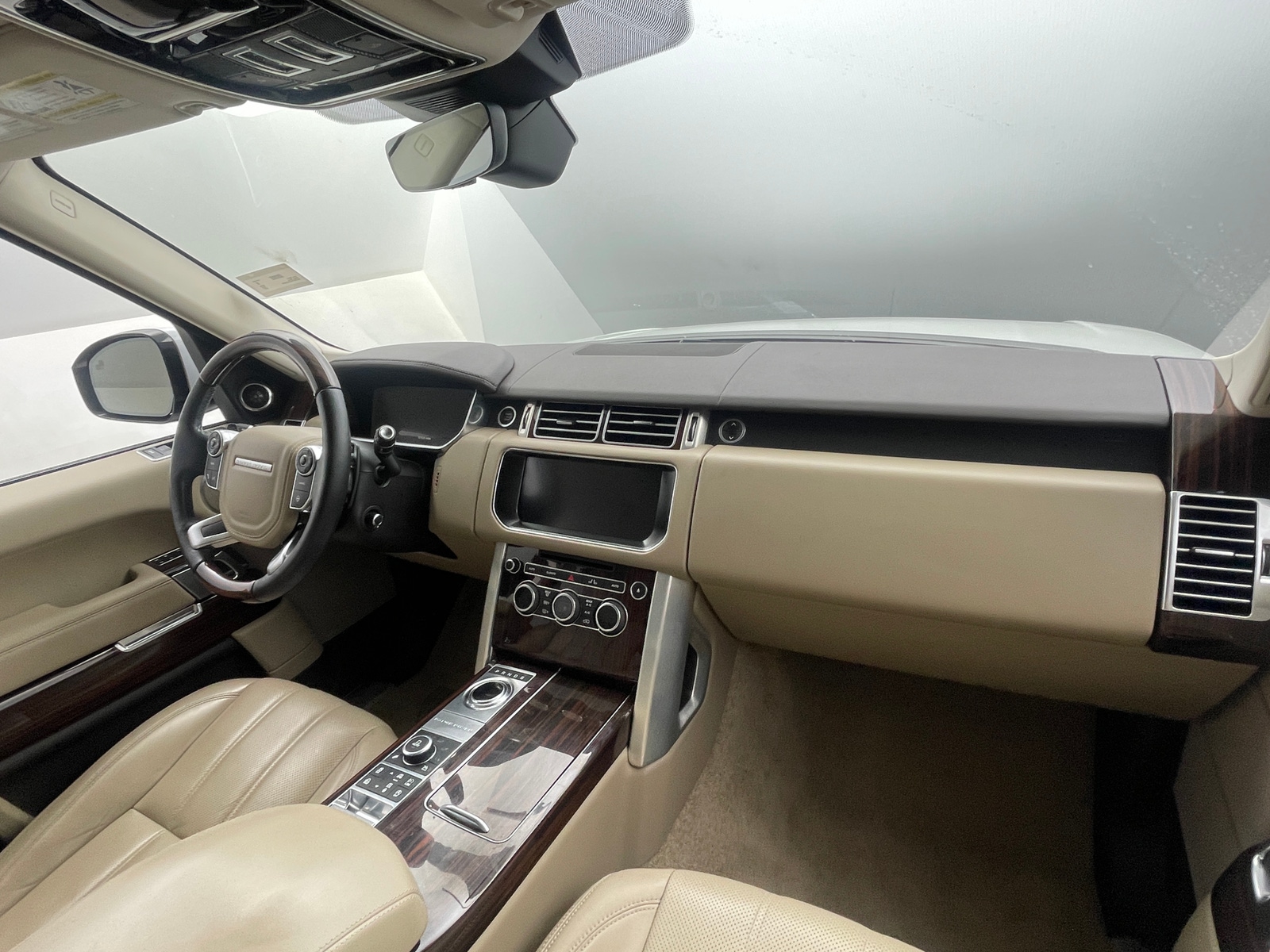 Thumbnail: 2017 Land Rover Range Rover - 2