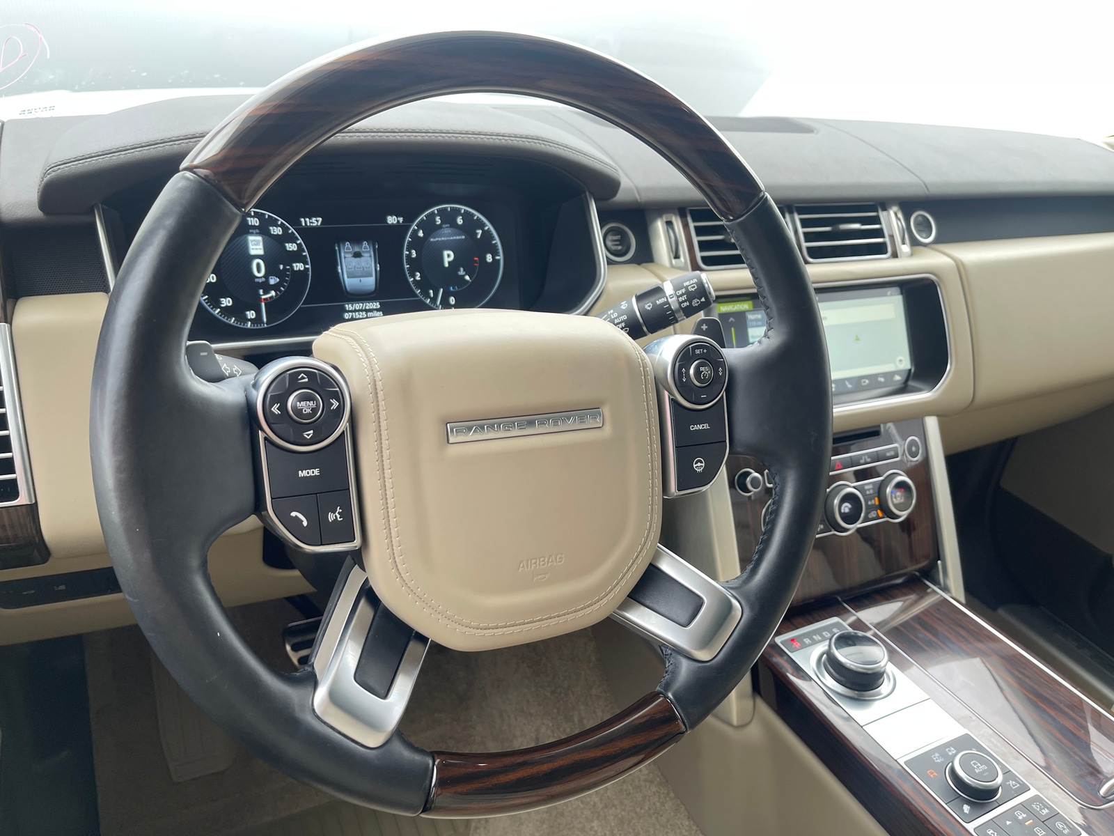 Thumbnail: 2017 Land Rover Range Rover - 4