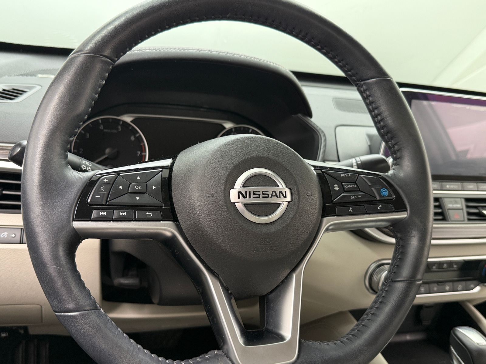Thumbnail: 2020 Nissan Altima - 4