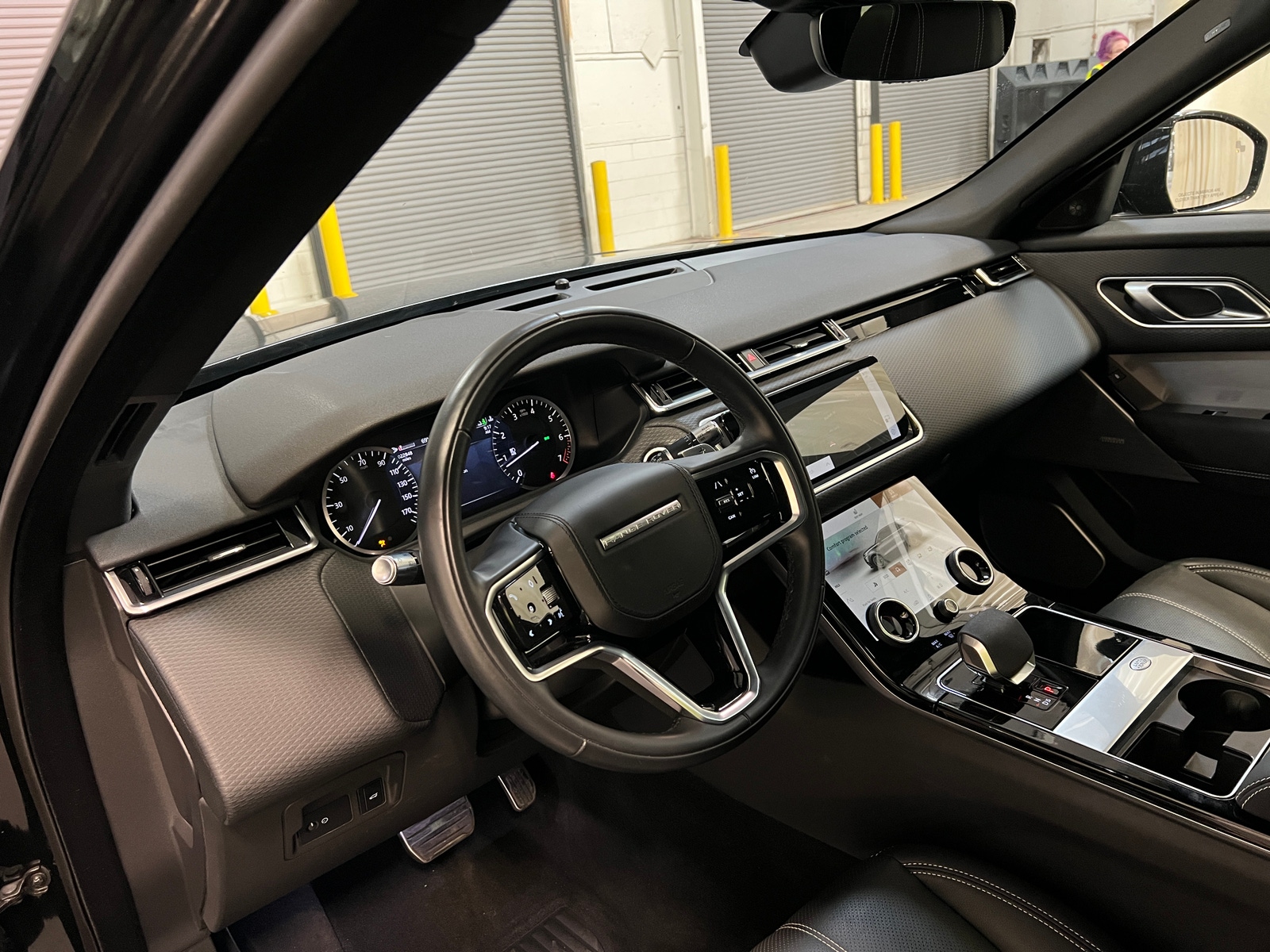 Thumbnail: 2022 Land Rover Range Rover Velar - 2