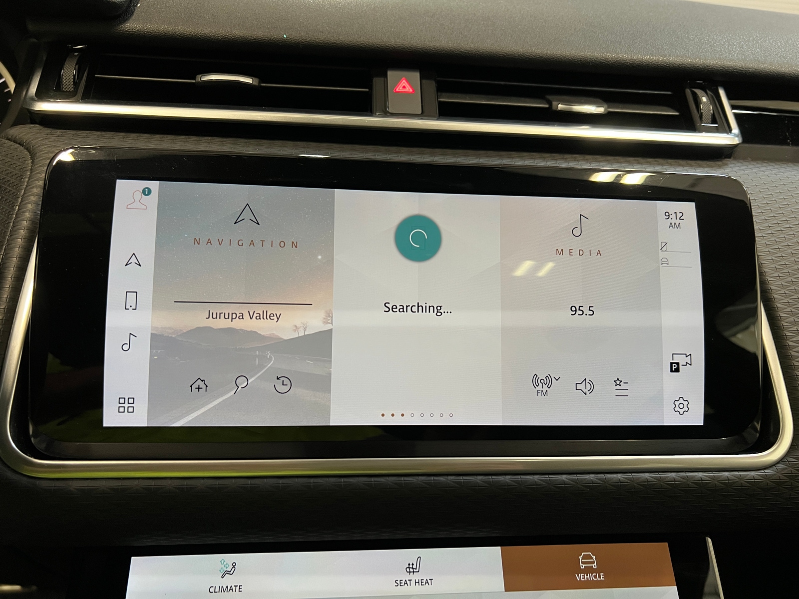 Thumbnail: 2022 Land Rover Range Rover Velar - 3