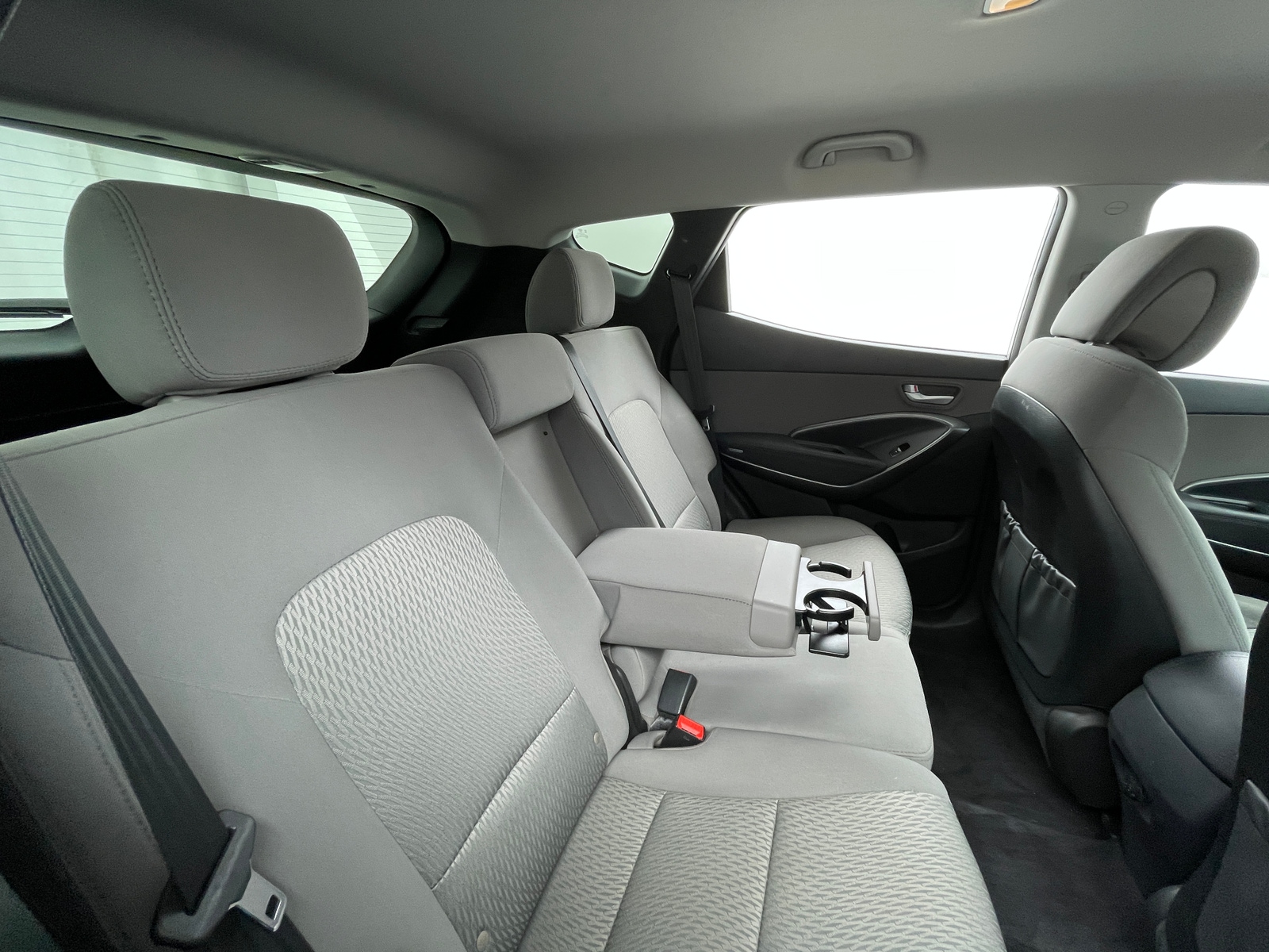 Thumbnail: 2017 Hyundai Santa Fe - 6
