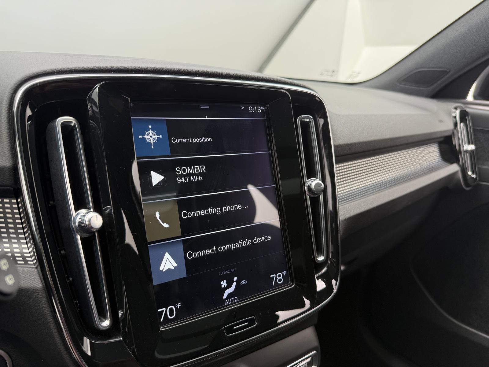 Thumbnail: 2021 Volvo XC40 - 3