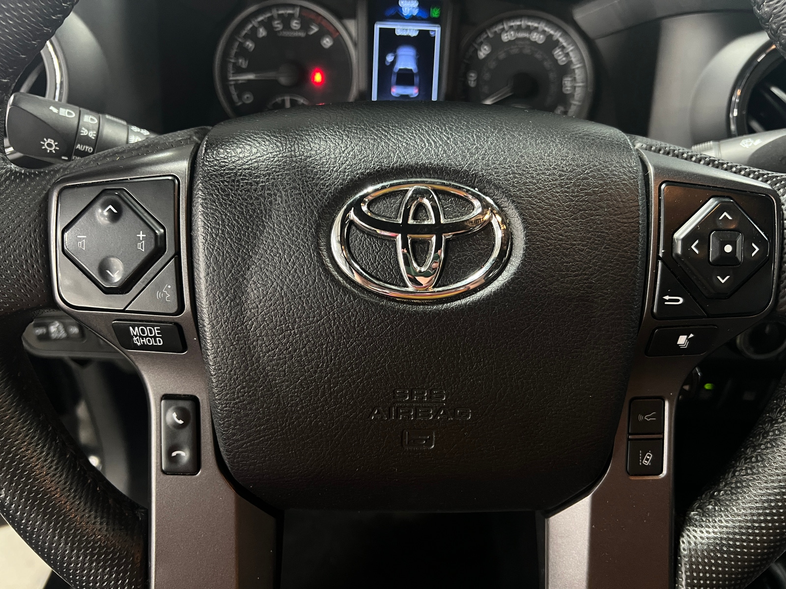 Thumbnail: 2022 Toyota Tacoma - 5