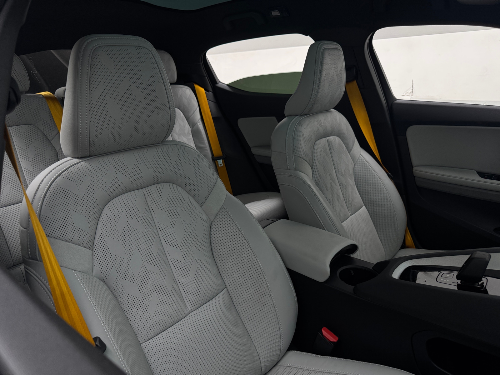Thumbnail: 2024 Polestar 2 - 2