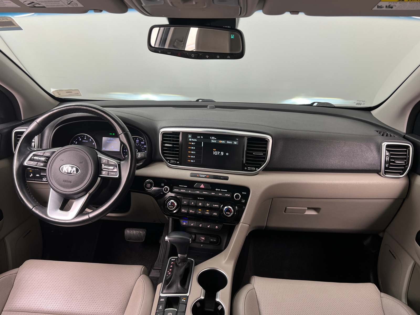 Thumbnail: 2022 Kia Sportage - 2