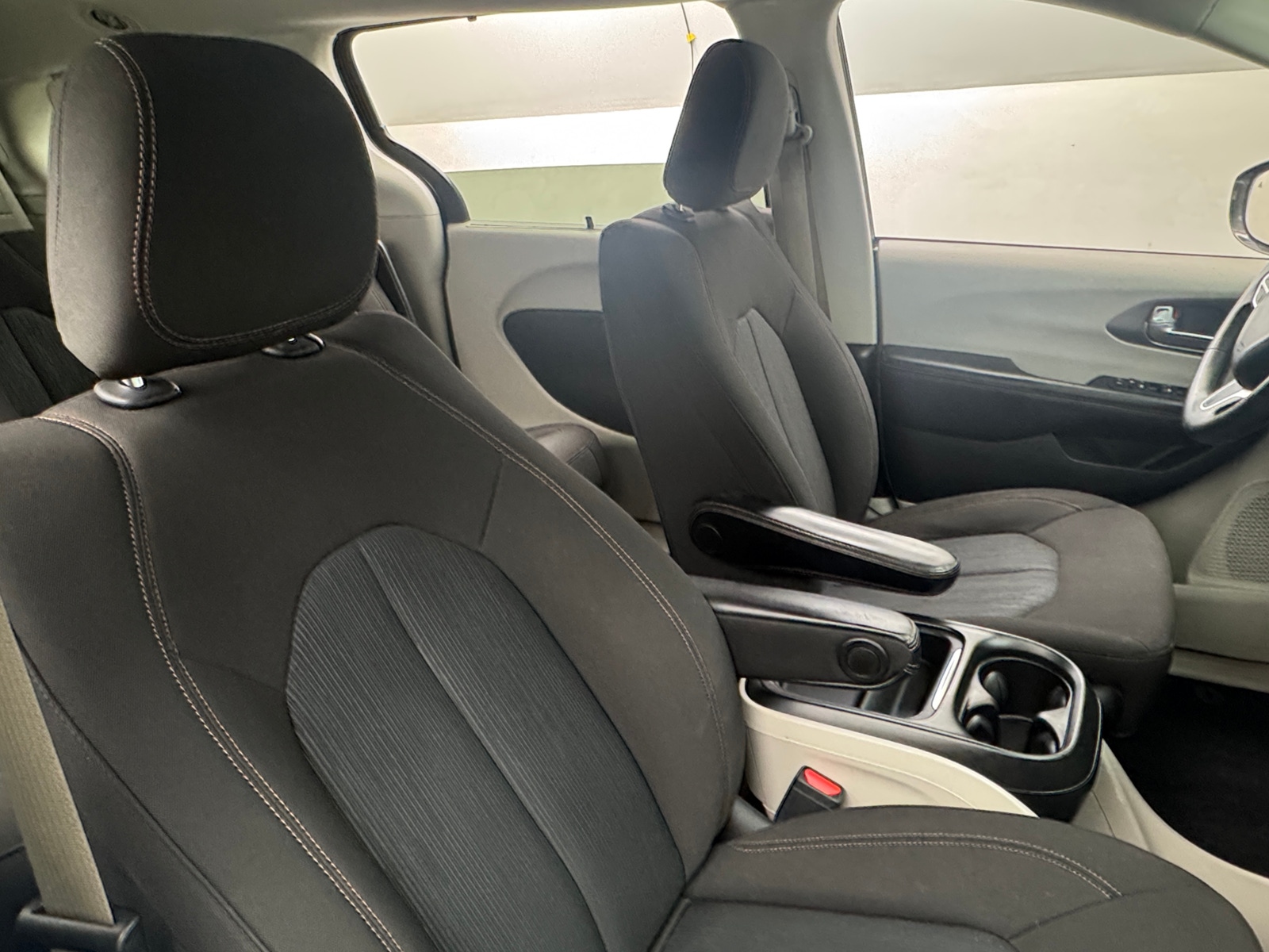 Thumbnail: 2020 Chrysler Pacifica - 2