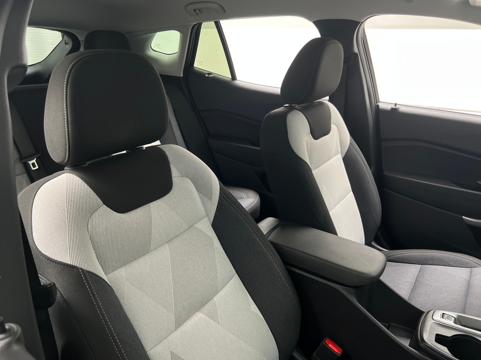 Thumbnail: 2024 Chevrolet Trax - 2