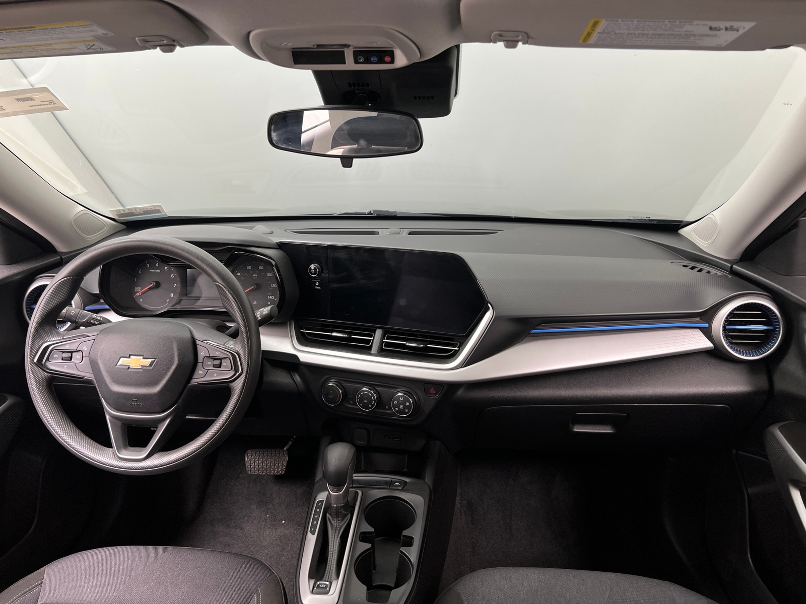 Thumbnail: 2024 Chevrolet Trax - 3