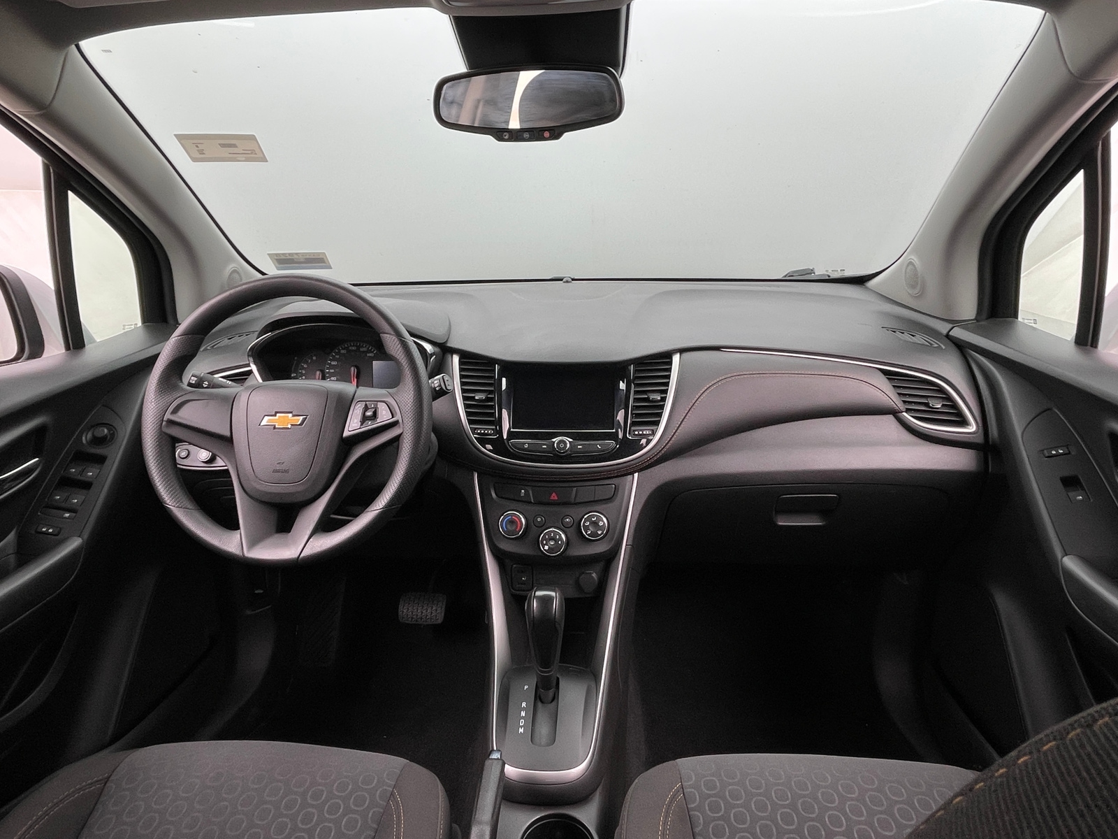 Thumbnail: 2020 Chevrolet Trax - 3
