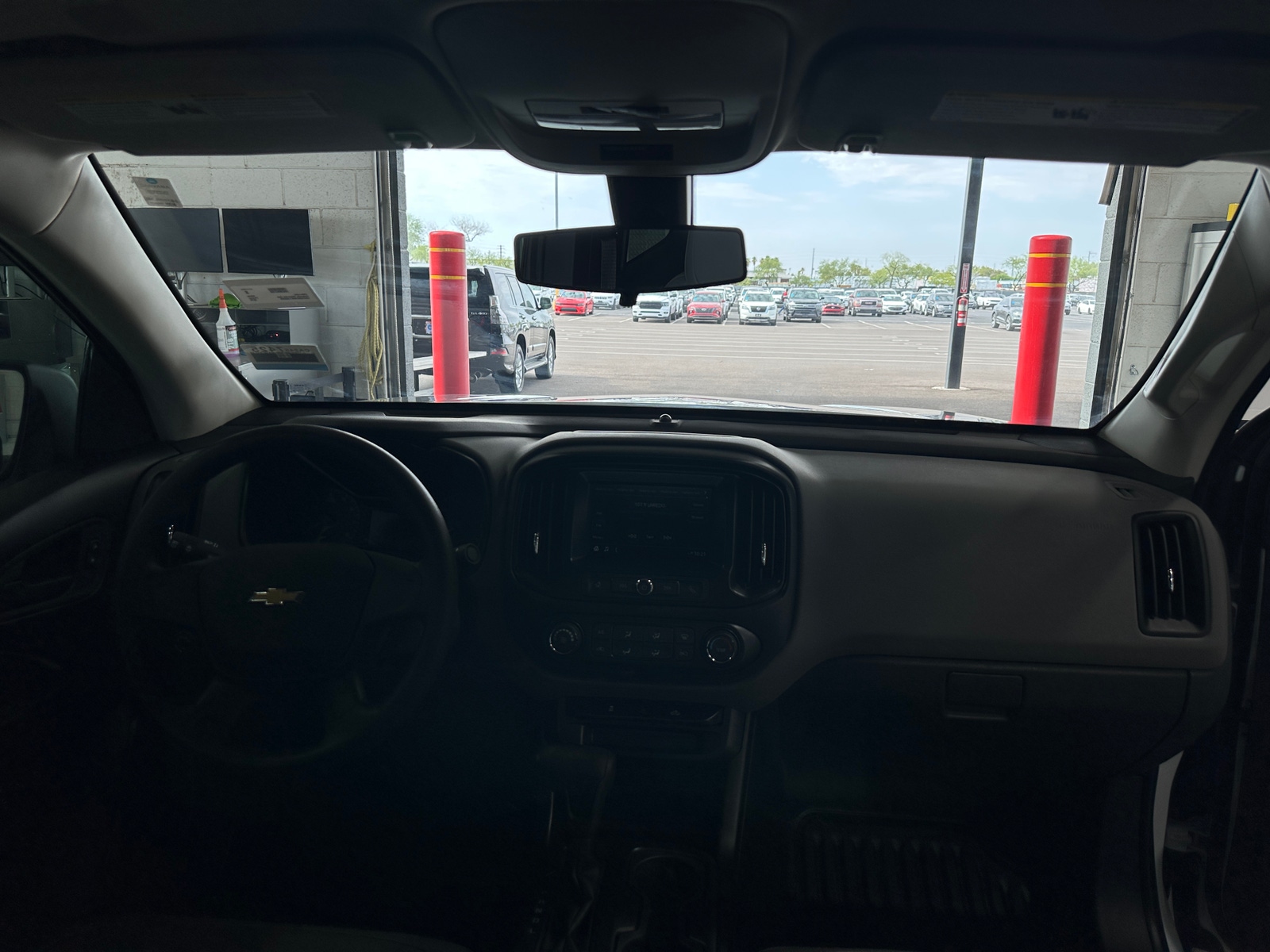 Thumbnail: 2019 Chevrolet Colorado - 3