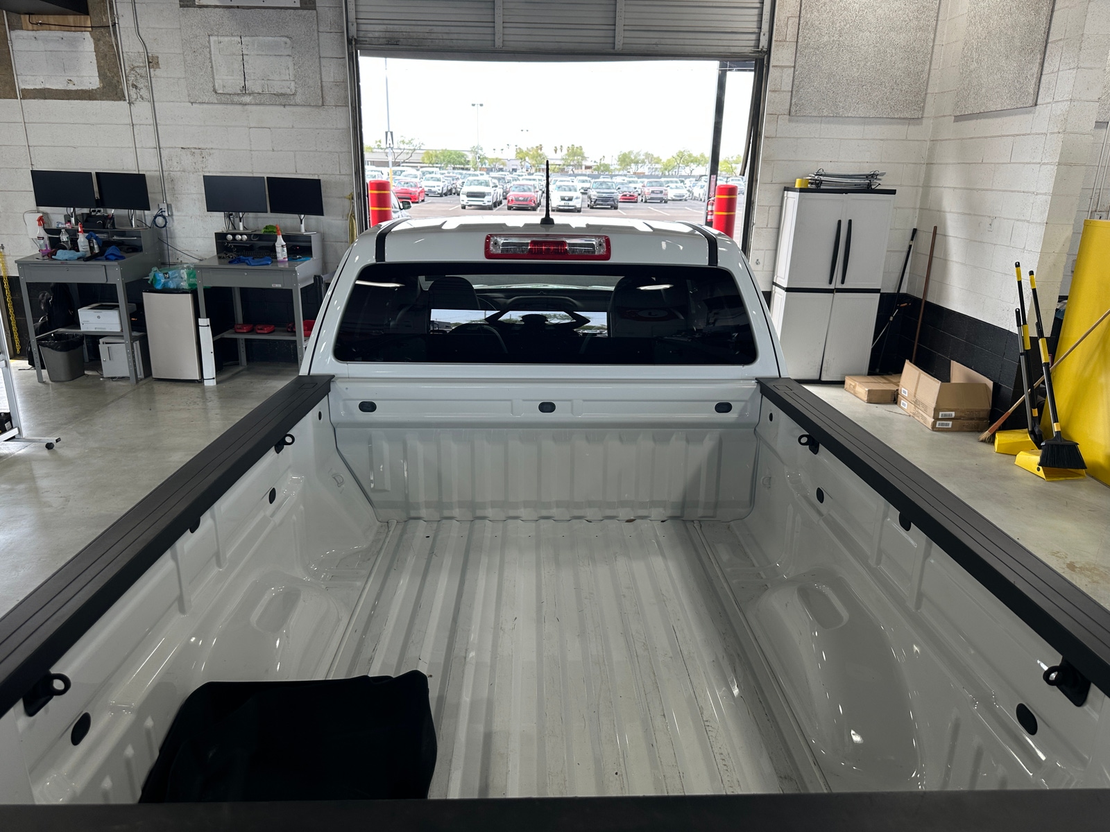 Thumbnail: 2019 Chevrolet Colorado - 6