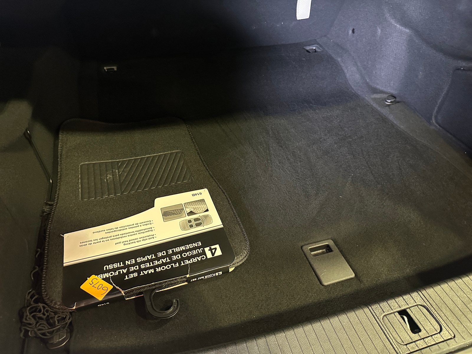 Thumbnail: 2010 Mercedes-Benz E-Class - 6