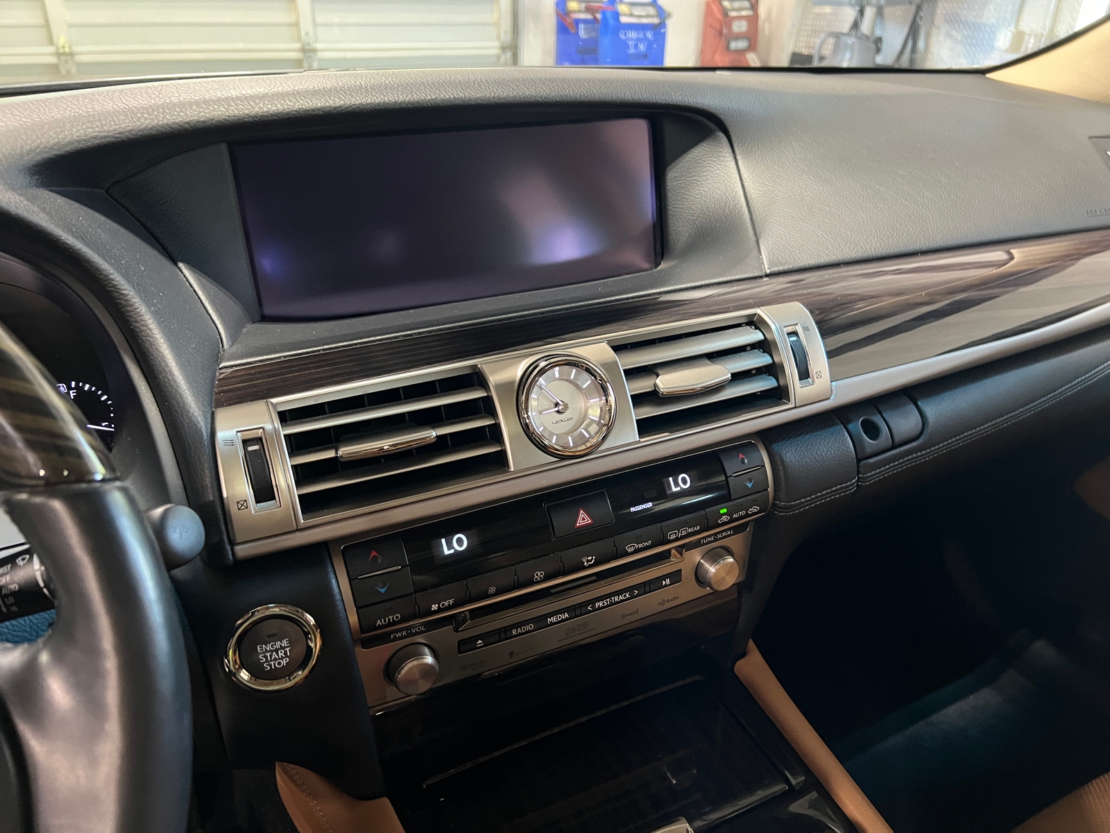 Thumbnail: 2013 Lexus LS - 3