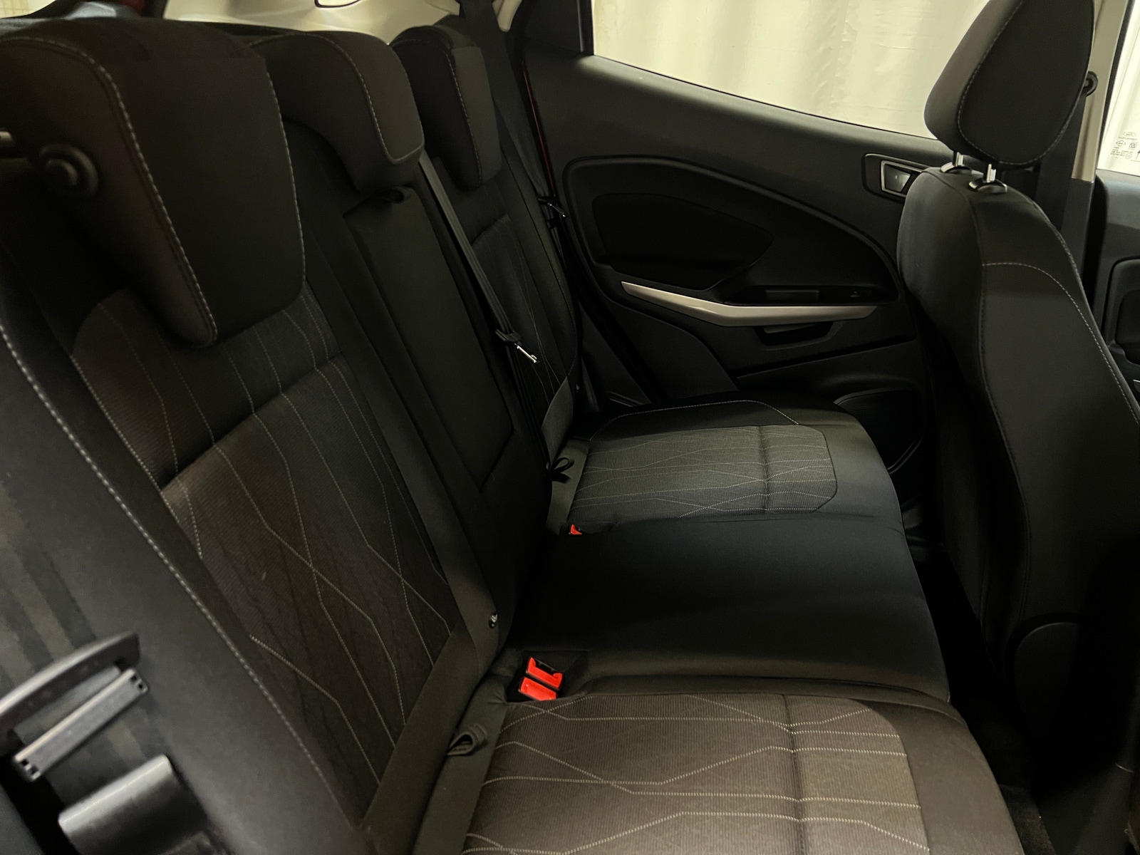 Thumbnail: 2021 Ford EcoSport - 6