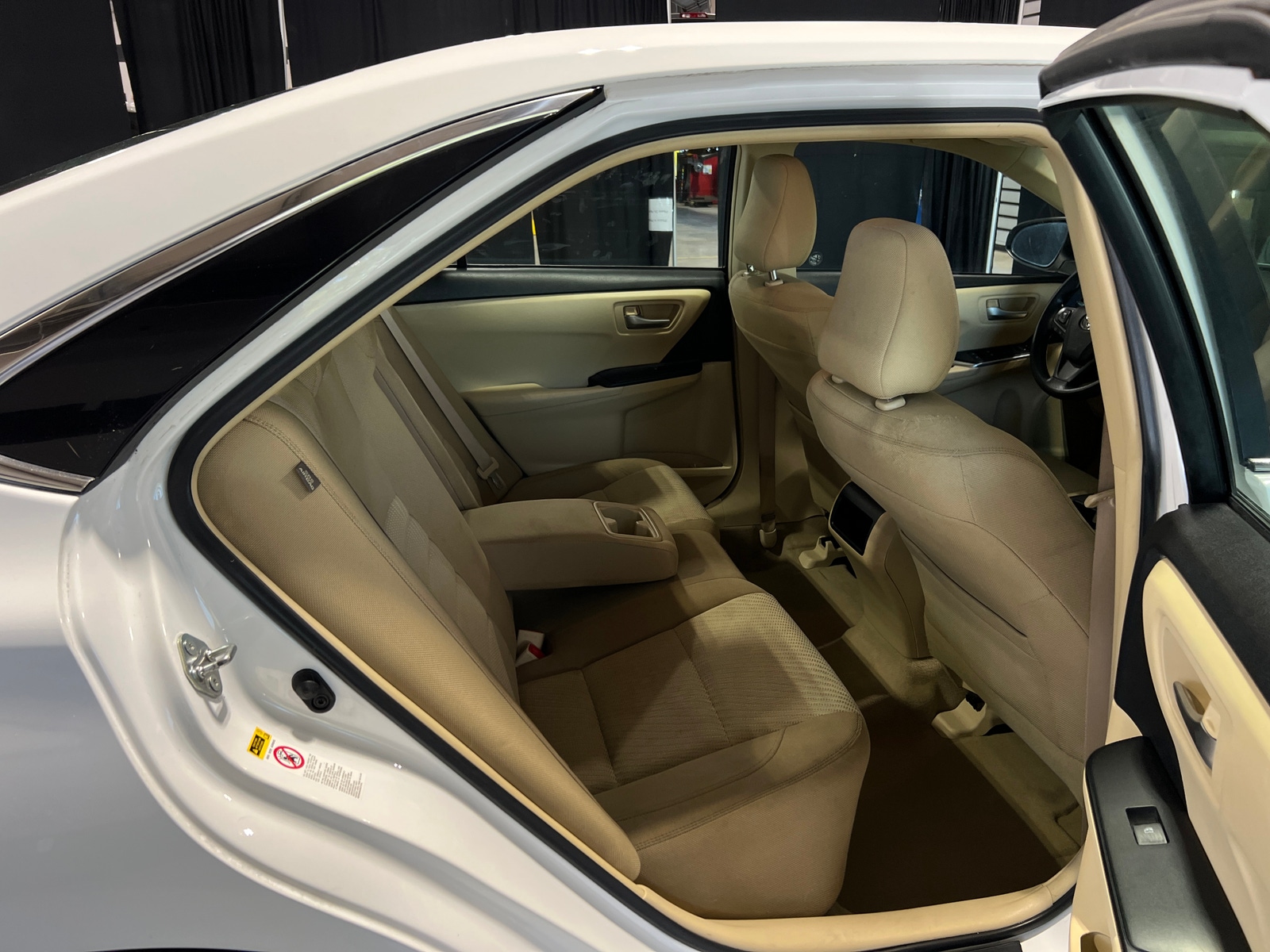 Thumbnail: 2015 Toyota Camry - 6