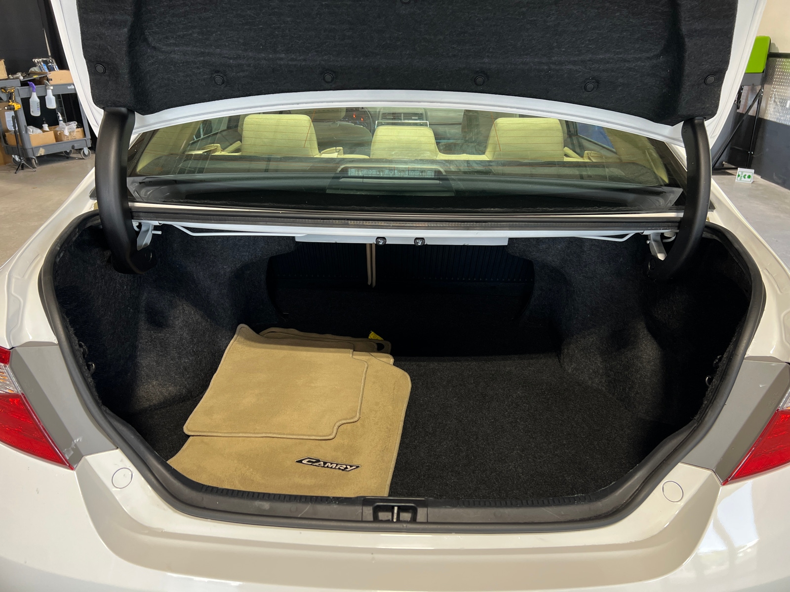 Thumbnail: 2015 Toyota Camry - 7