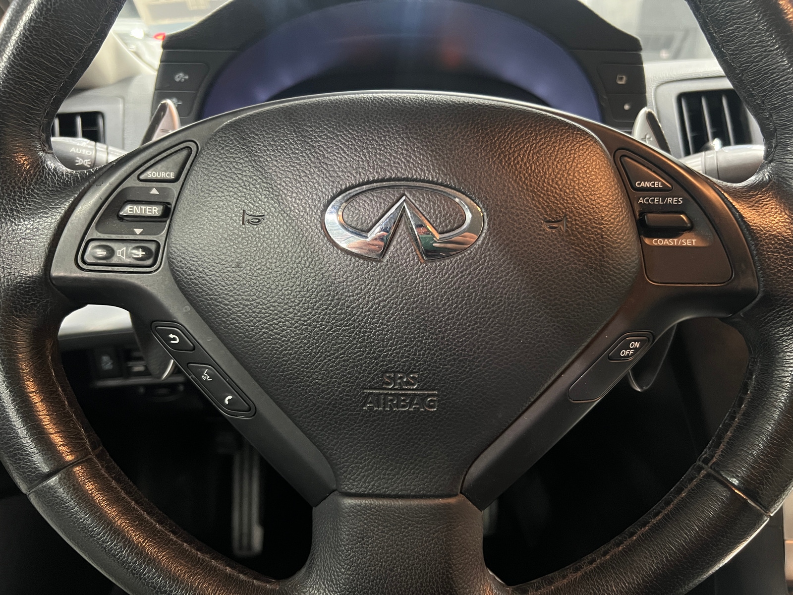 Thumbnail: 2012 INFINITI G37 - 4