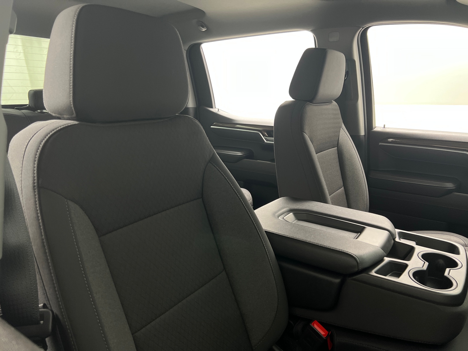 Thumbnail: 2025 Chevrolet Silverado 1500 - 2