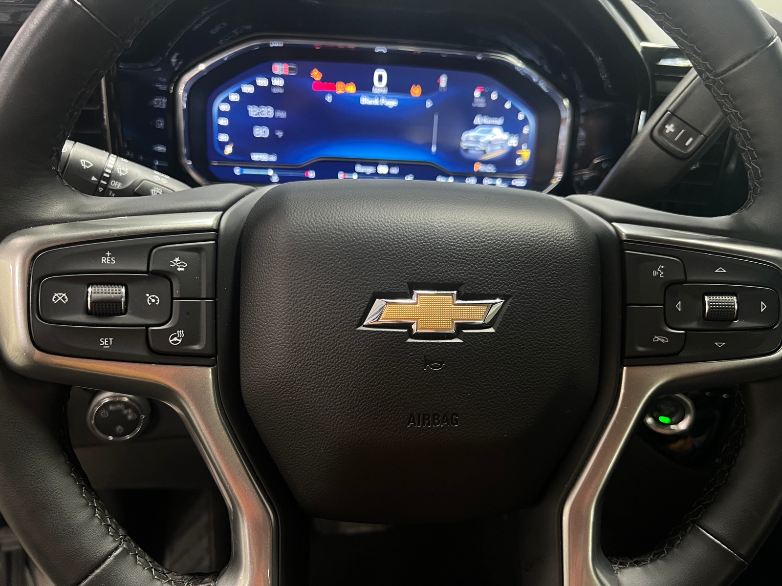 Thumbnail: 2025 Chevrolet Silverado 1500 - 5