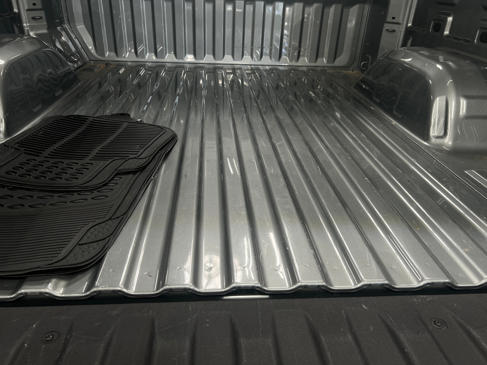 Thumbnail: 2025 Chevrolet Silverado 1500 - 7