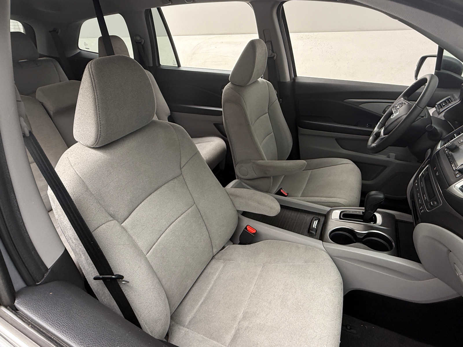 Thumbnail: 2019 Honda Pilot - 2