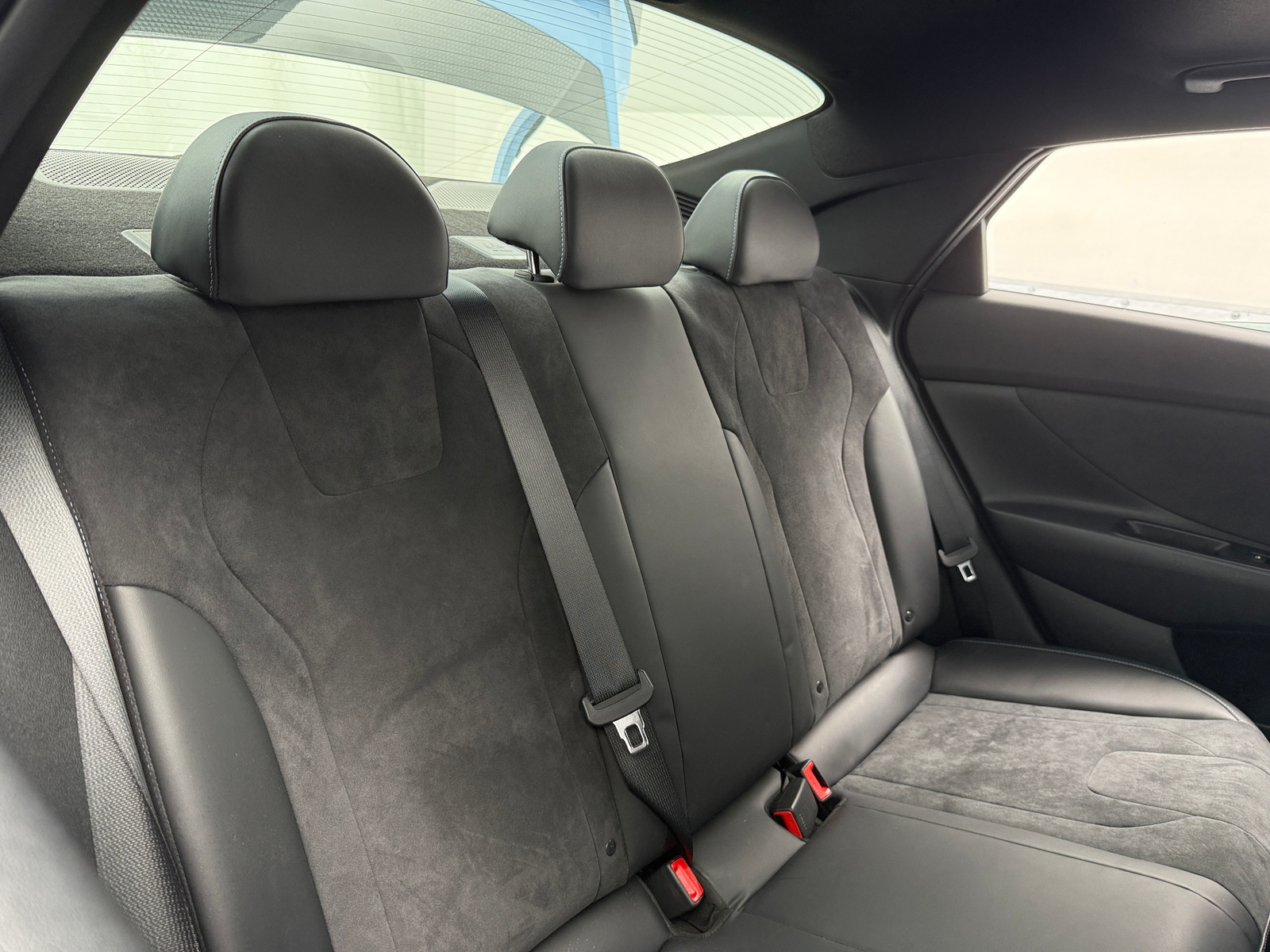Thumbnail: 2023 Hyundai Elantra - 6