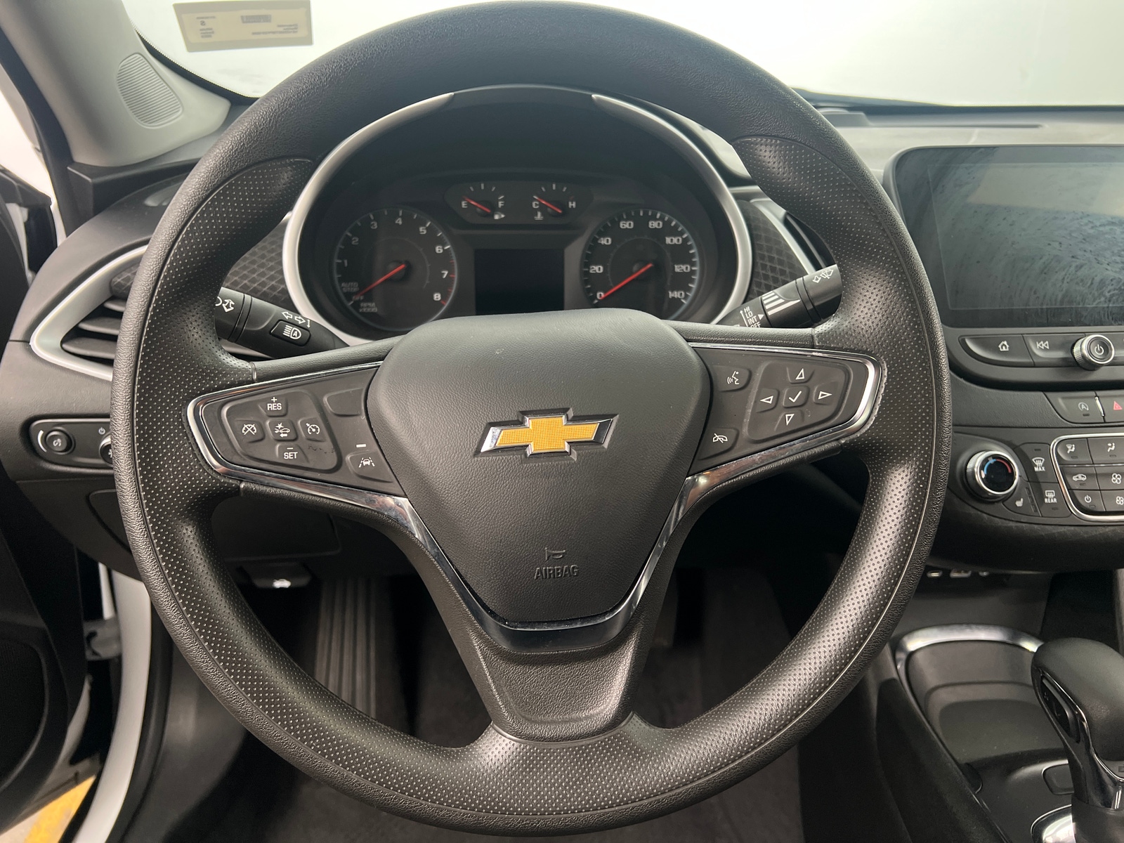 Thumbnail: 2023 Chevrolet Malibu - 5