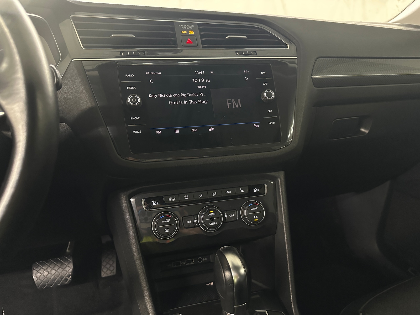 Thumbnail: 2019 Volkswagen Tiguan - 3