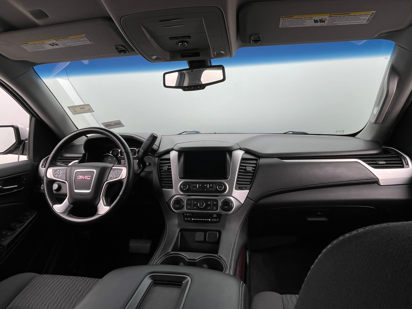 Thumbnail: 2019 GMC Yukon - 3