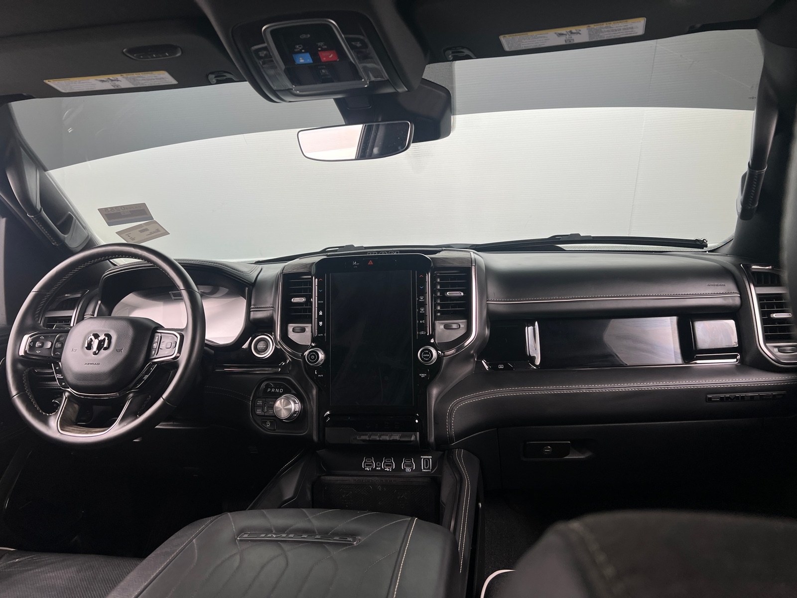 Thumbnail: 2025 RAM 1500 - 2