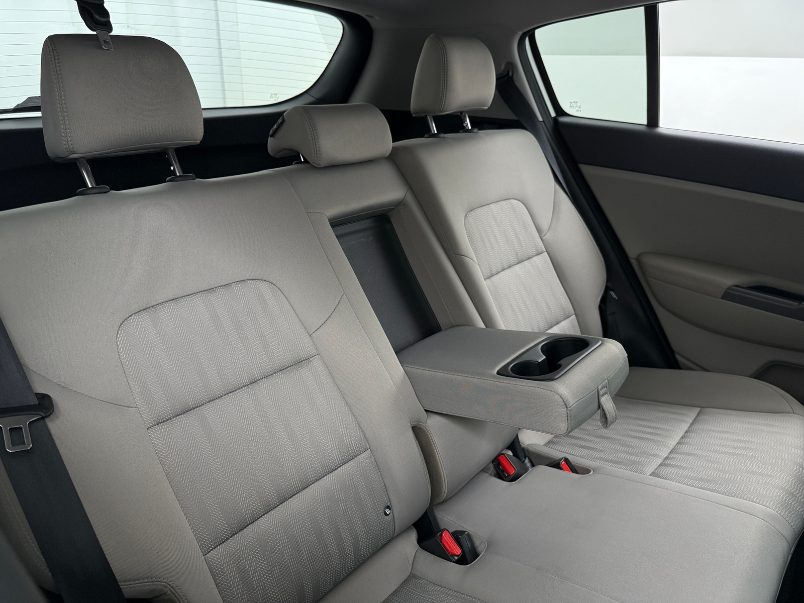 Thumbnail: 2020 Kia Sportage - 6