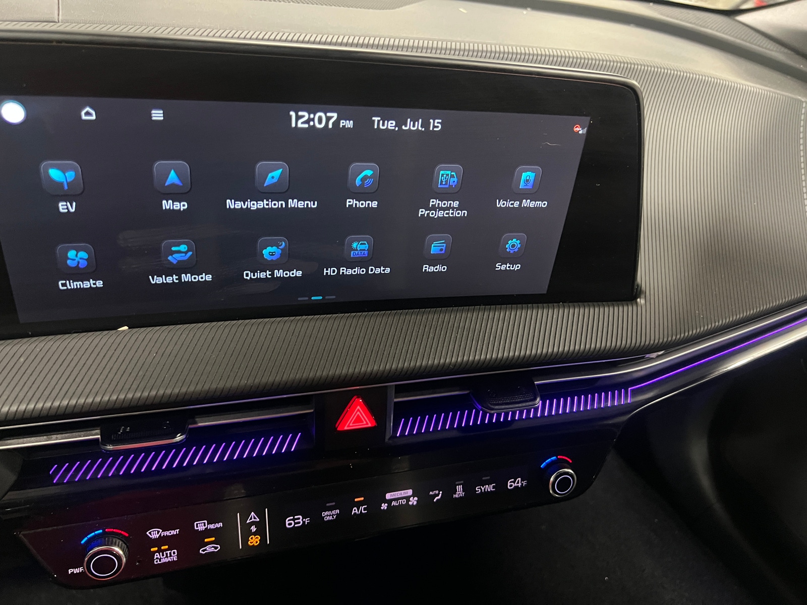 Thumbnail: 2023 Kia EV6 - 3