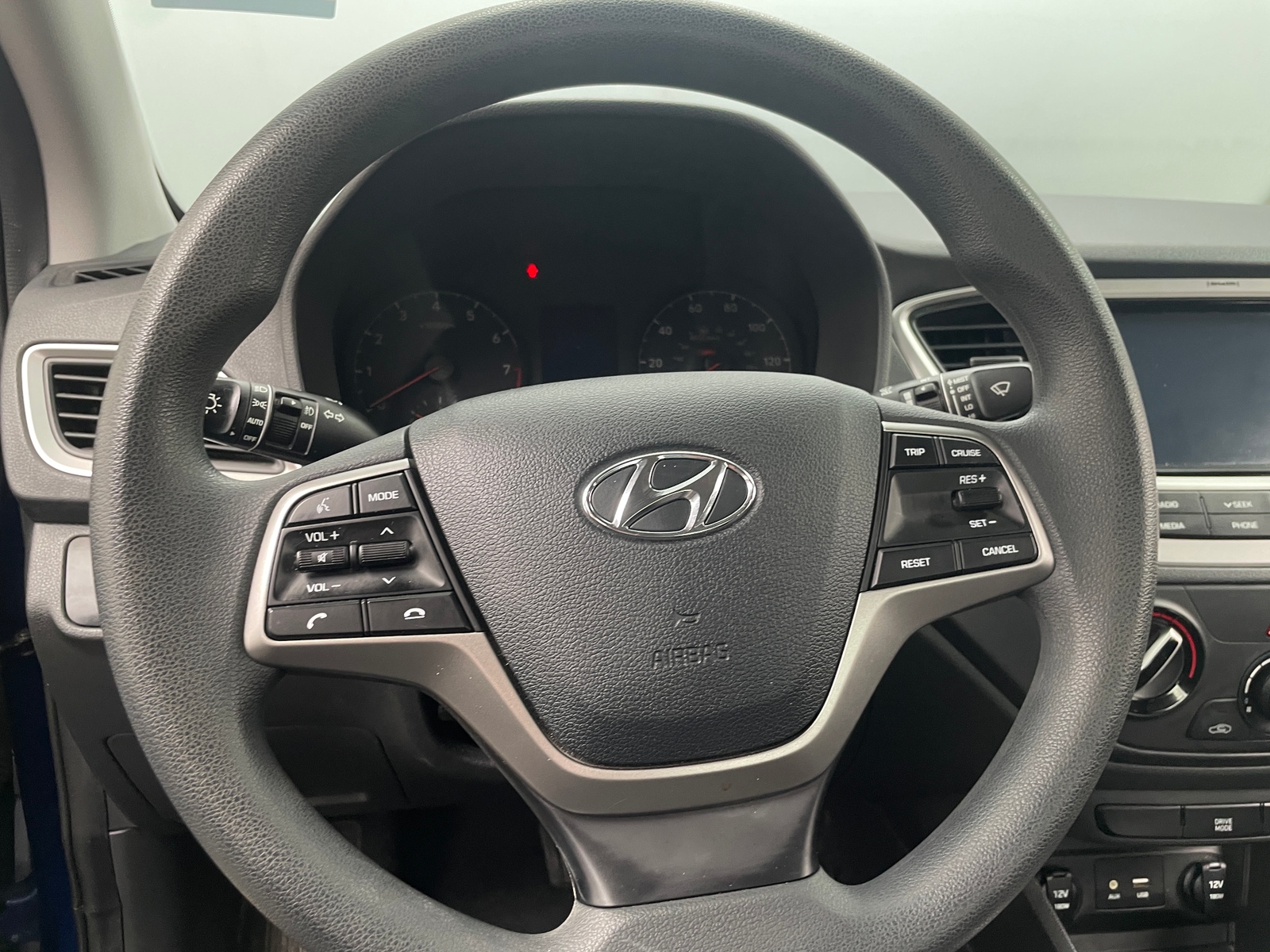Thumbnail: 2021 Hyundai Accent - 5
